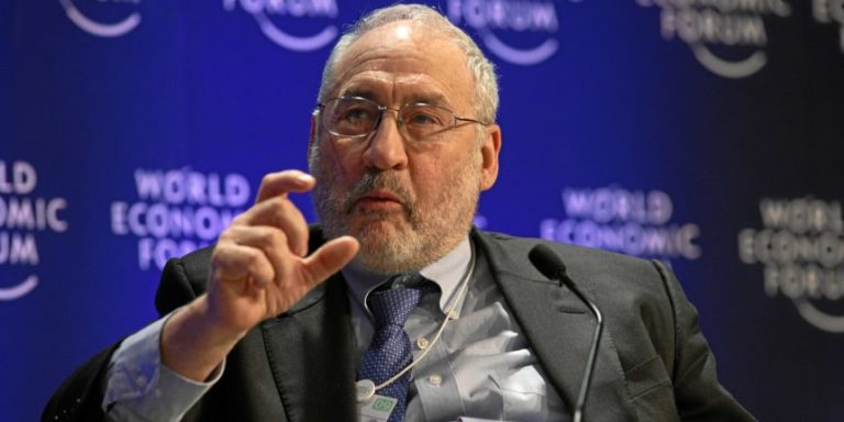 Stiglitz: hora de enterrar um sistema fracassado